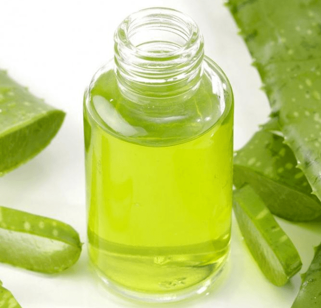 Máscara multi-componente para restaurar la piel facial con aloe vera